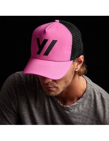 Embroidered Scuba Trucker Hat - Hot Pink solde