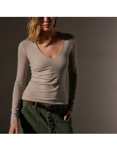 Stretch Lotus Deep V Tee - Tan brillant des détails fins